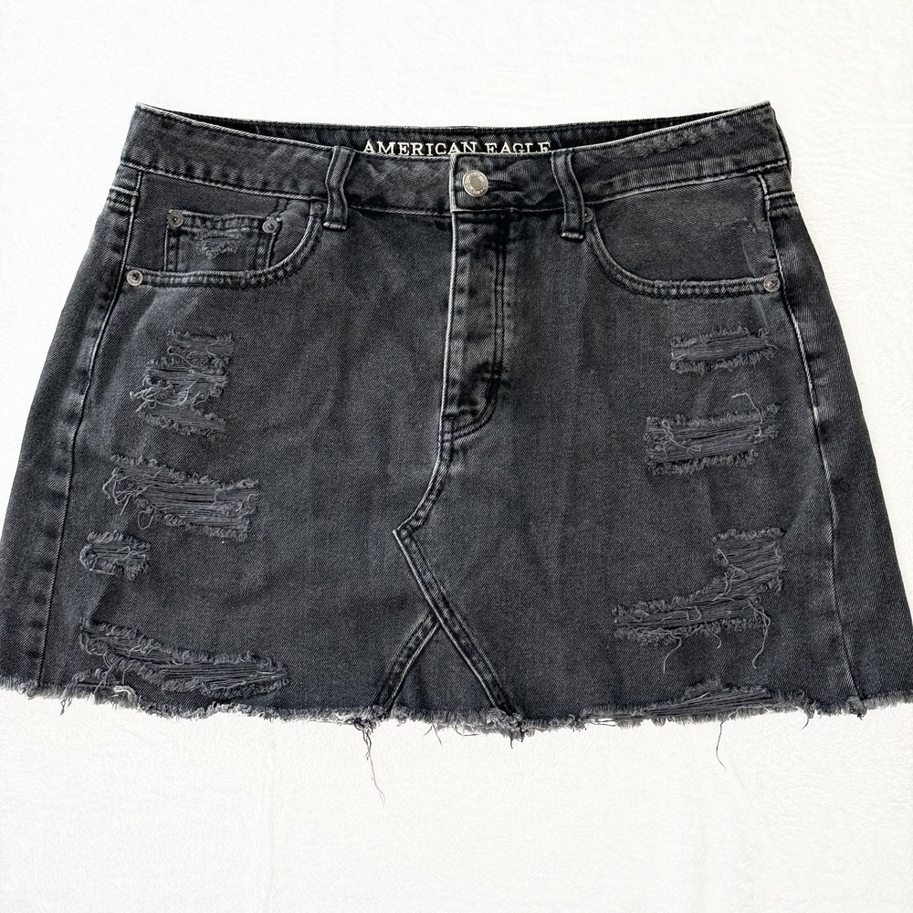 American Eagle Black Distressed Denim Micro Mini Skirt Womens 8 Raw Hem Y2K